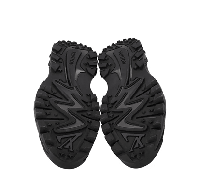 Louis Vuitton Runner Tatic Black Sneakers