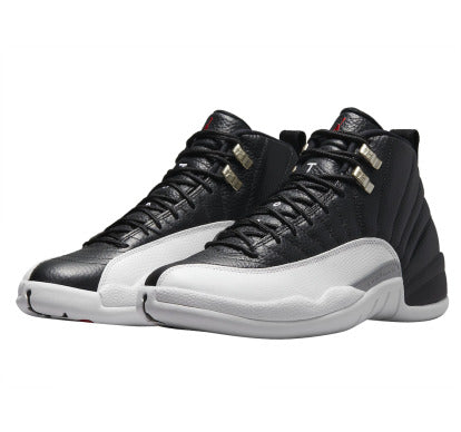 Air Jordan 12 Playoffs 2022