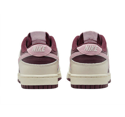 Nike Dunk Low Valentine’s Day 2023