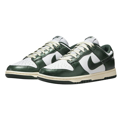 Nike Dunk Low WMNS Vintage Green